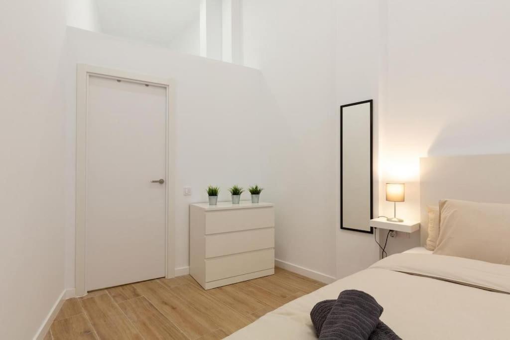 Appartement Nuevo Loft En Playa Y Cerca Del Centro, Ac Y Wifi Valencia